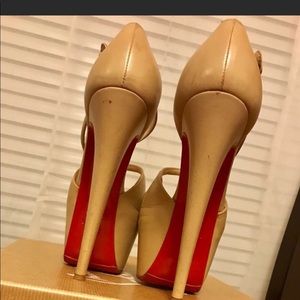 CHRISTIAN LOUBOUTIN 100% AUTHENTIC